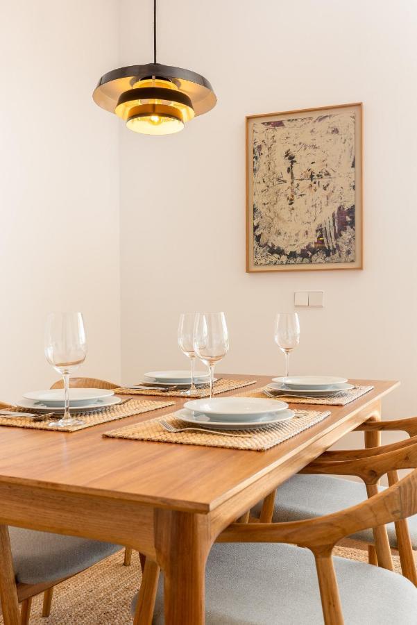 Appartamento Sunny Loft In Downtown With Private Parking Oporto