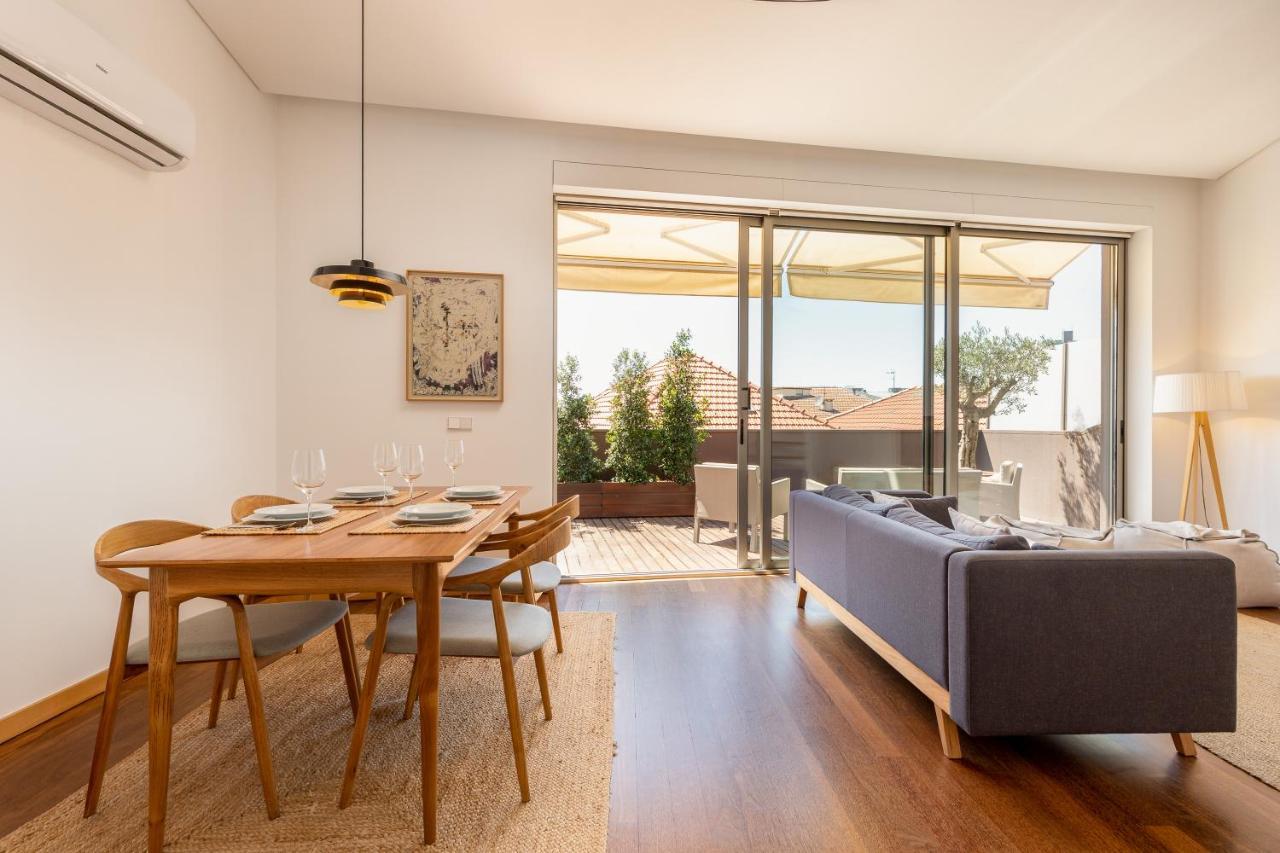 Appartamento Sunny Loft In Downtown With Private Parking Oporto