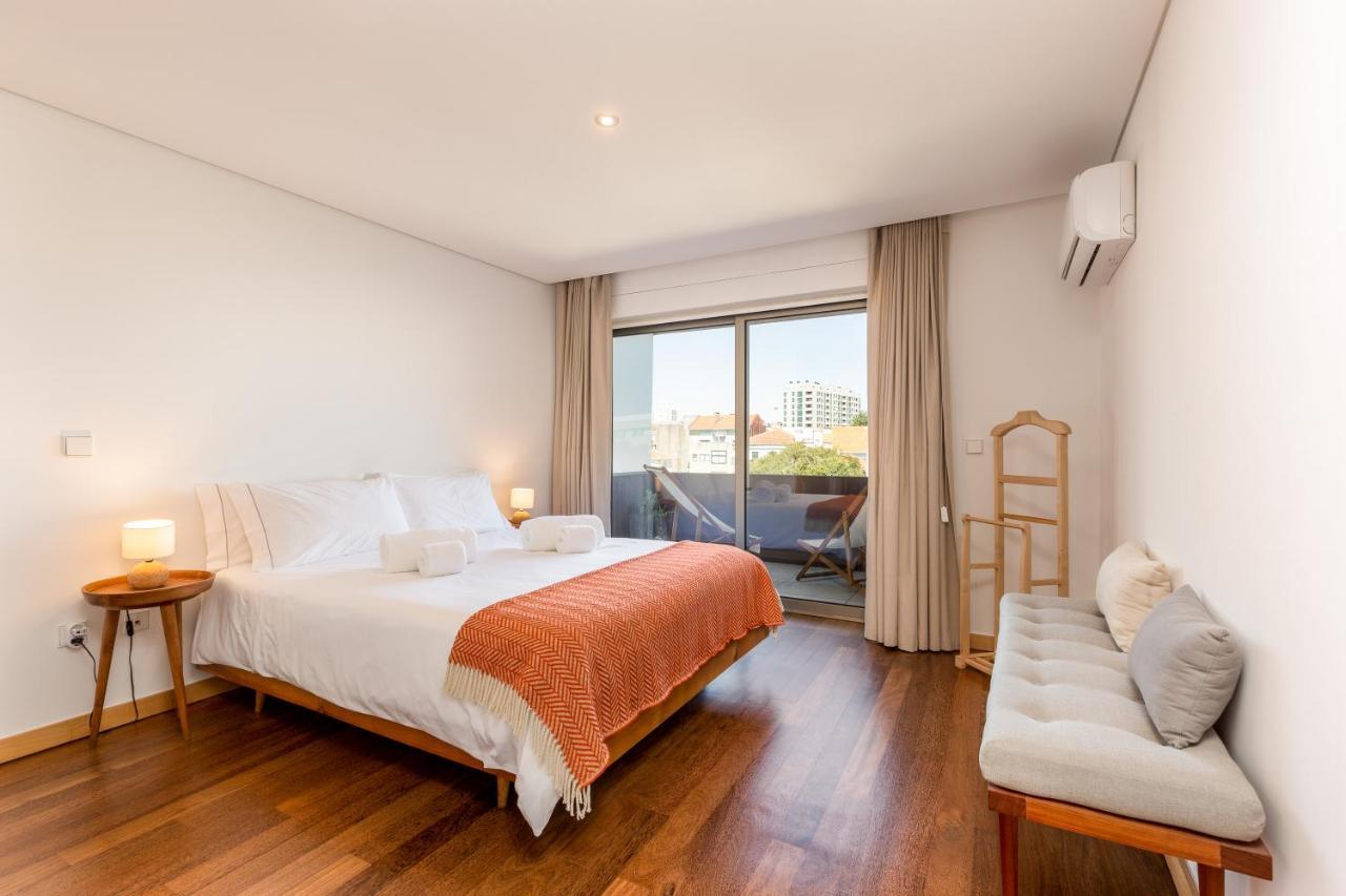 Sunny Loft In Downtown With Private Parking Appartamento Oporto